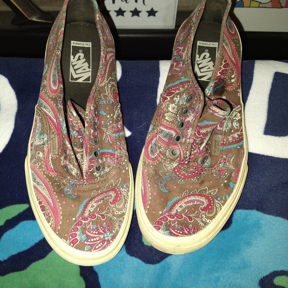 Paisley VANS